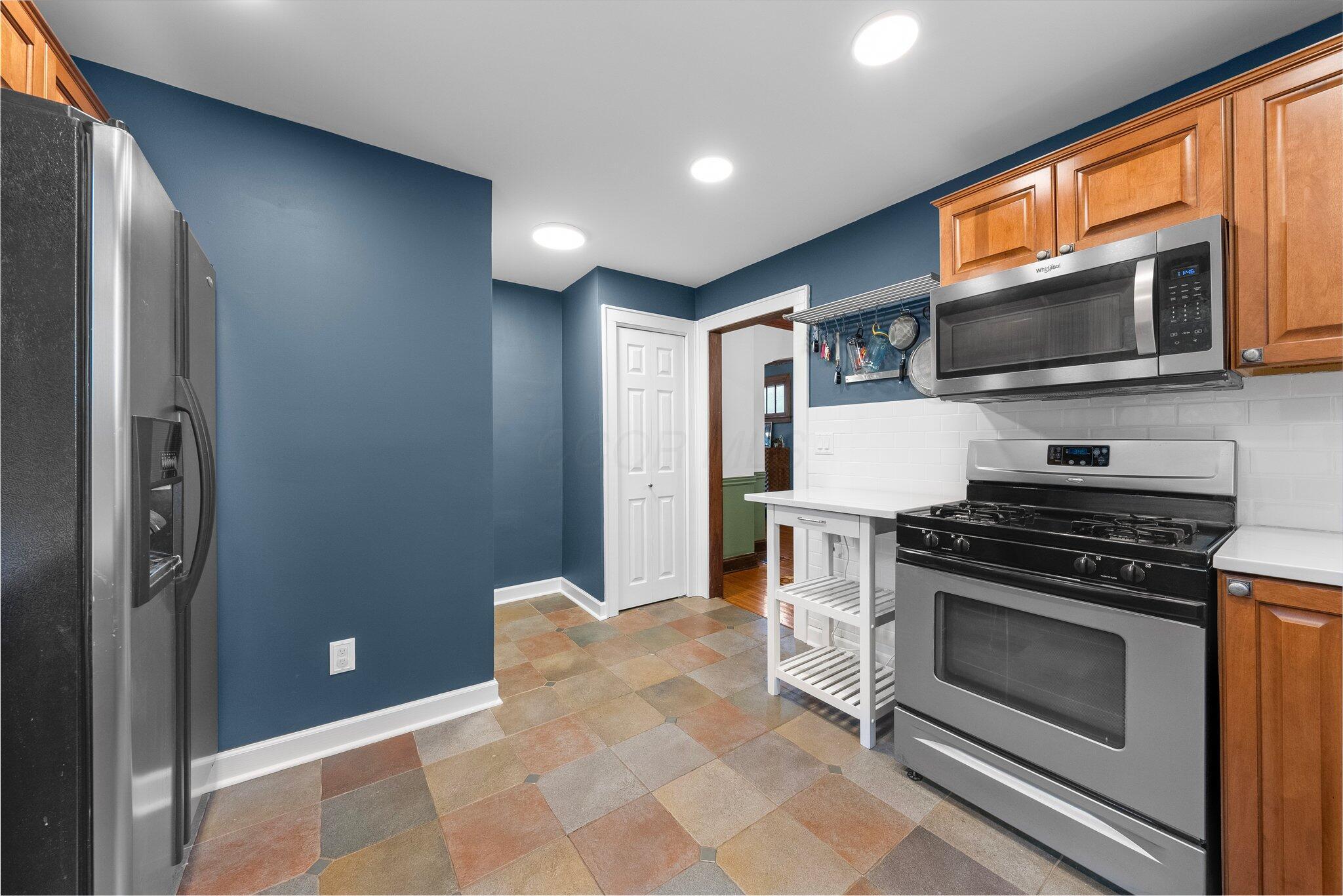 1056 W 2nd Avenue, Columbus, Ohio image 14