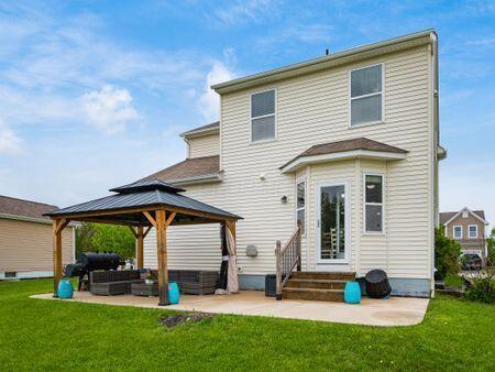 592 Summer Tree Loop, Marysville, Ohio image 4
