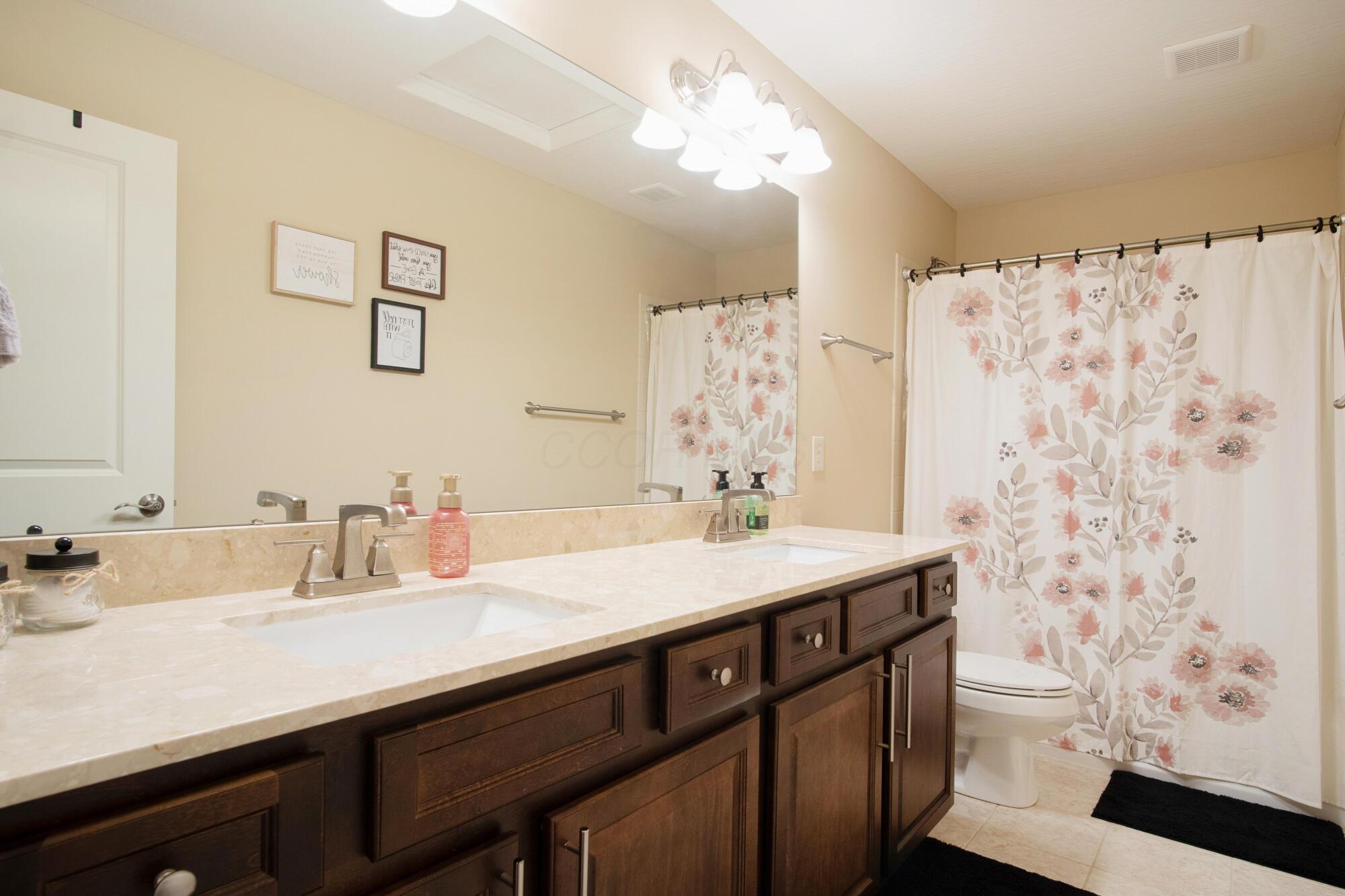6724 Winemack Loop, Dublin, Ohio image 32