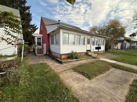 Photo of 1196 E 24th Avenue, Columbus, OH 43211 (MLS # 226039197)