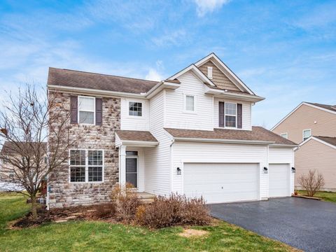 Photo of 687 Stallion Way, Marysville, OH 43040 (MLS # 226002969)