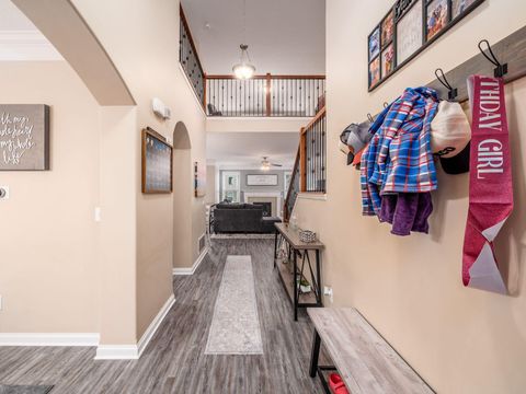 Tiny photo for 687 Stallion Way, Marysville, OH 43040 (MLS # 226002969)