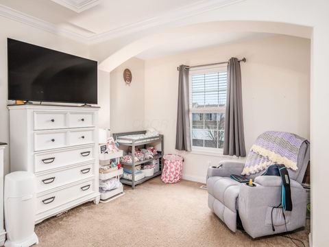 Tiny photo for 687 Stallion Way, Marysville, OH 43040 (MLS # 226002969)