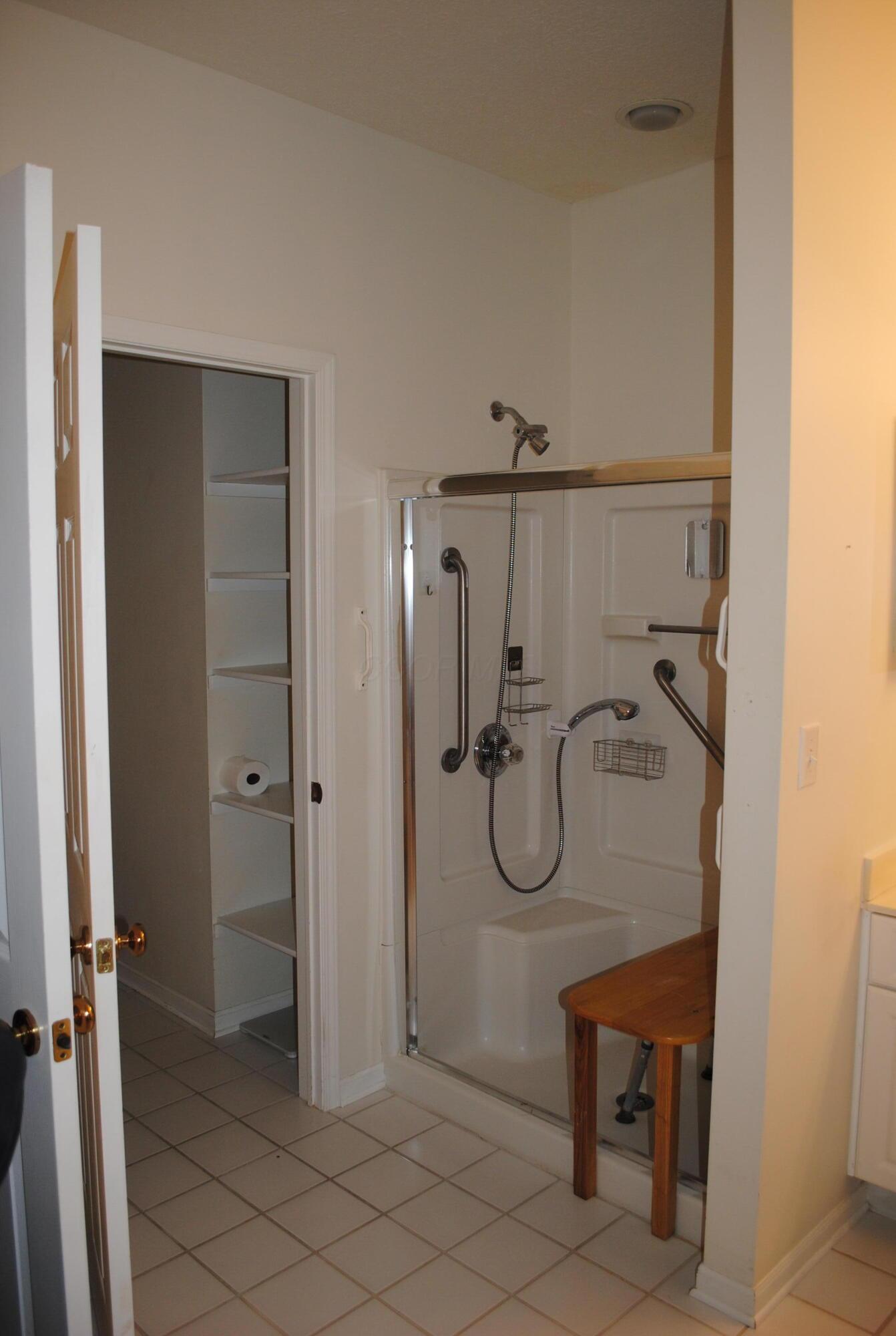 419 Wyndham Park, Westerville, Ohio image 14