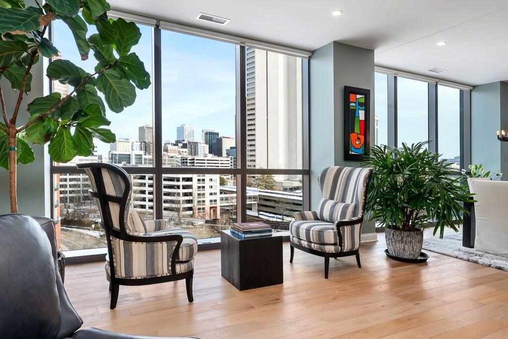 225 John H McConnell Boulevard 701