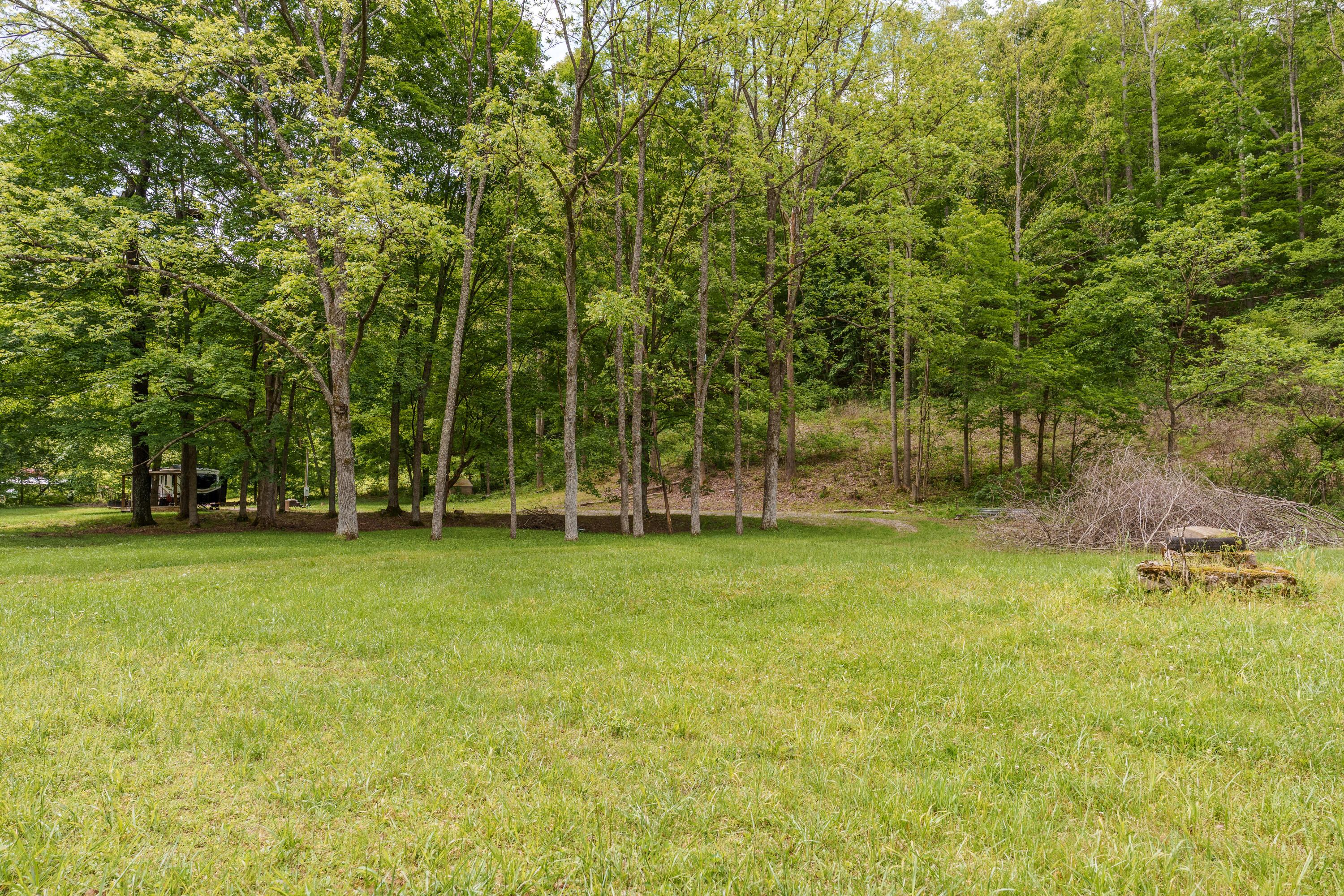 32905 Graves Road, Londonderry, Ohio image 10