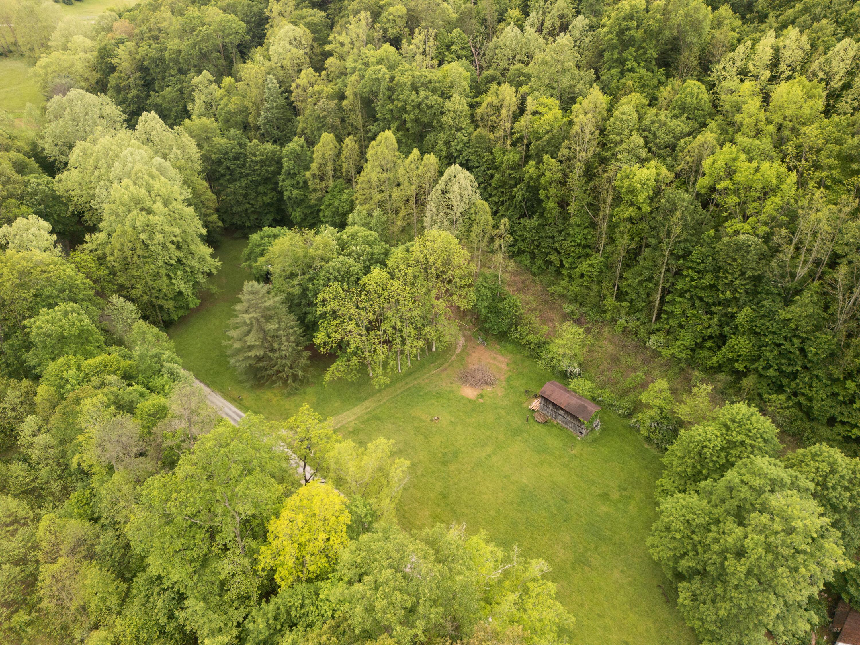 32905 Graves Road, Londonderry, Ohio image 21