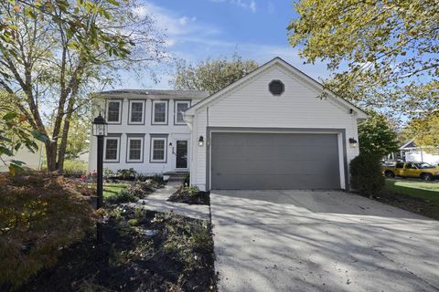 Photo of 4661 Brownstone Drive, Hilliard, OH 43026 (MLS # 225039768)