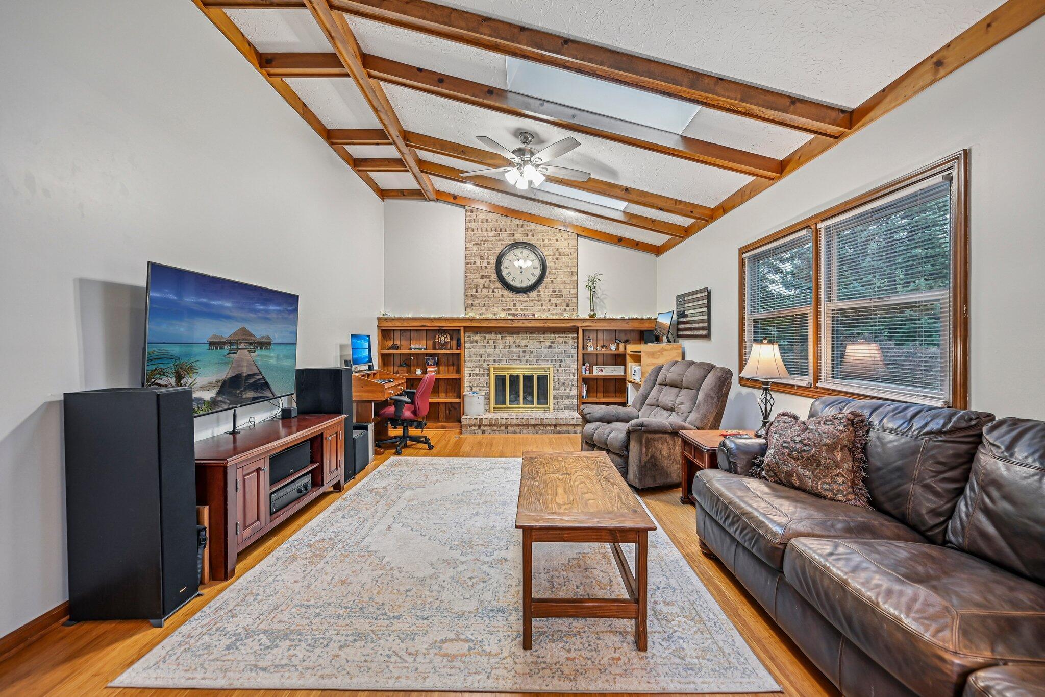 12324 Raintree Avenue