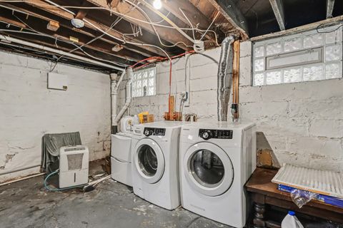 Tiny photo for 1639 E Granville Street, Columbus, OH 43203 (MLS # 226014073)