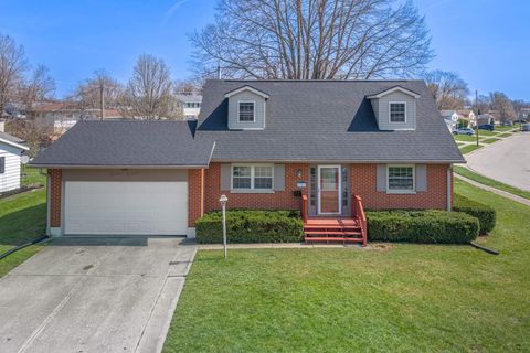 Photo of 1300 Edgebrook Avenue, New Carlisle, OH 45344 (MLS # 226009425)