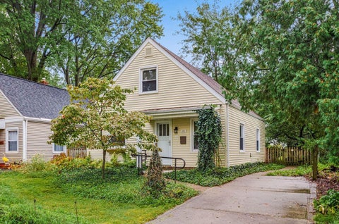 Homes For Sale - 291 E Lincoln Avenue<br/> Columbus, OH 43214