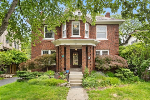Homes For Sale - 50 Bullitt Park Place<br/> Franklin County, Columbus, OH 43209