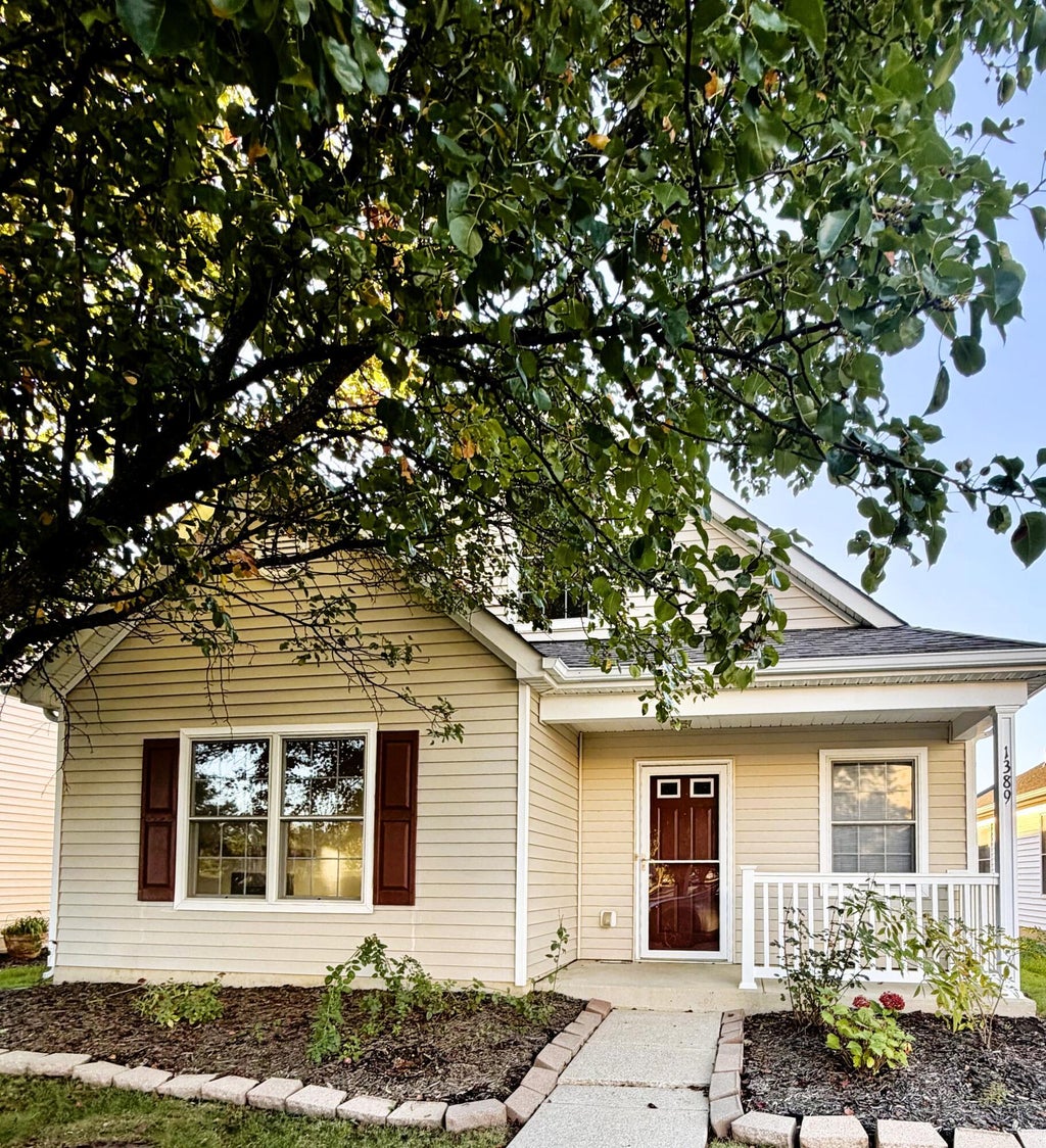 Photo of 1389 Pansy Street 197 #197, Blacklick, OH 43004 (MLS # 226040473)