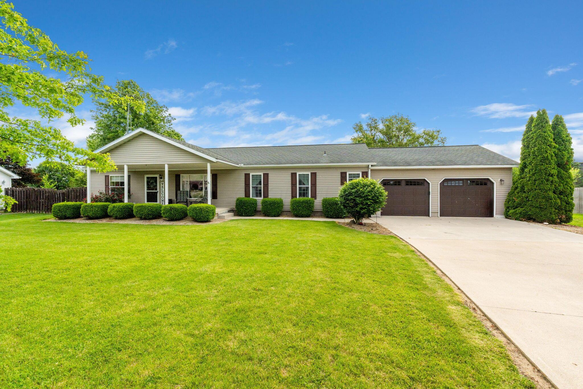 608 Kells Lane, Richwood, Ohio image 2