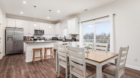 Tiny photo for 4404 Hickory Lane, Hebron, OH 43025 (MLS # 226000764)