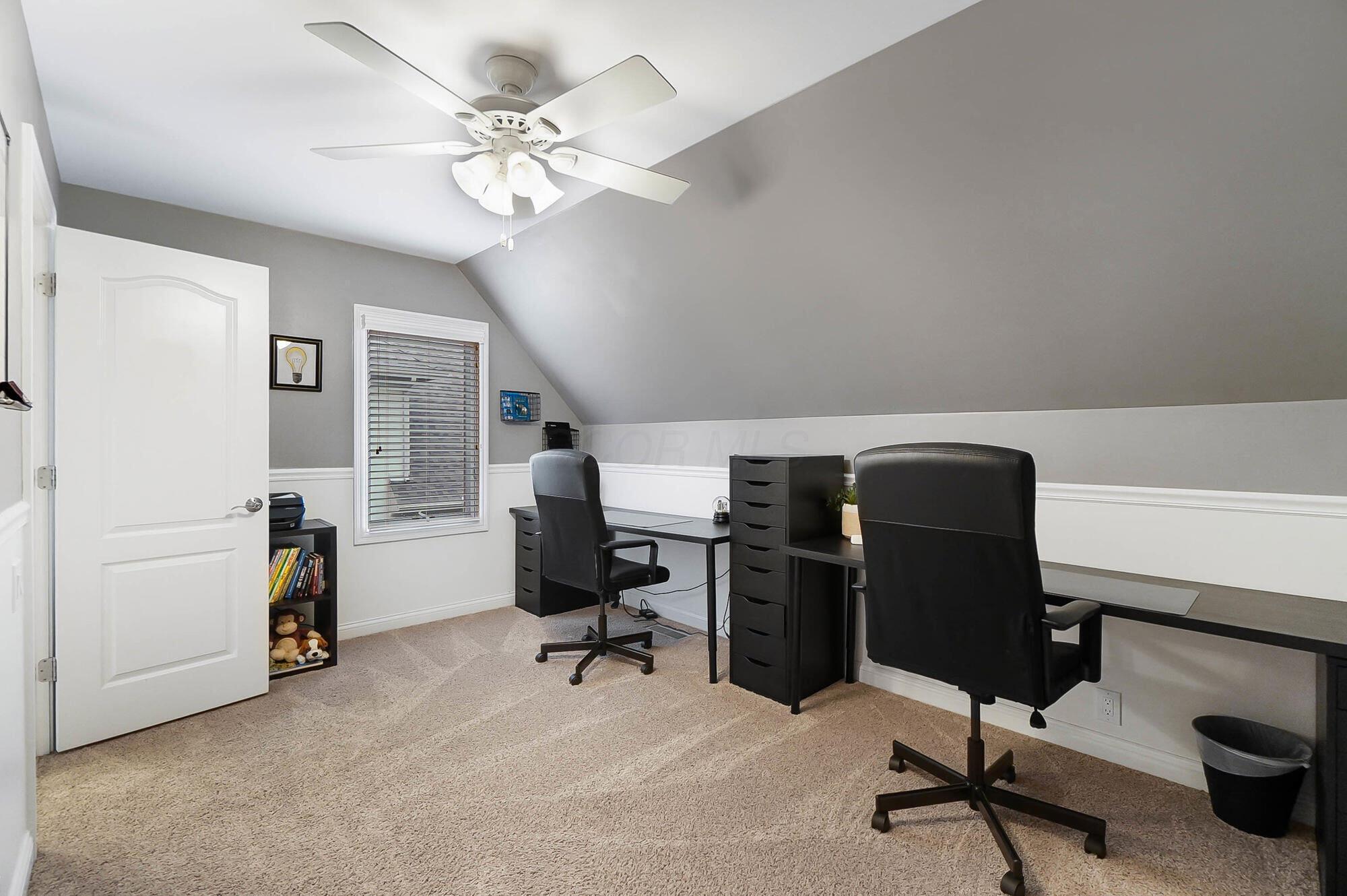 8397 Greenside Drive, Dublin, Ohio image 48