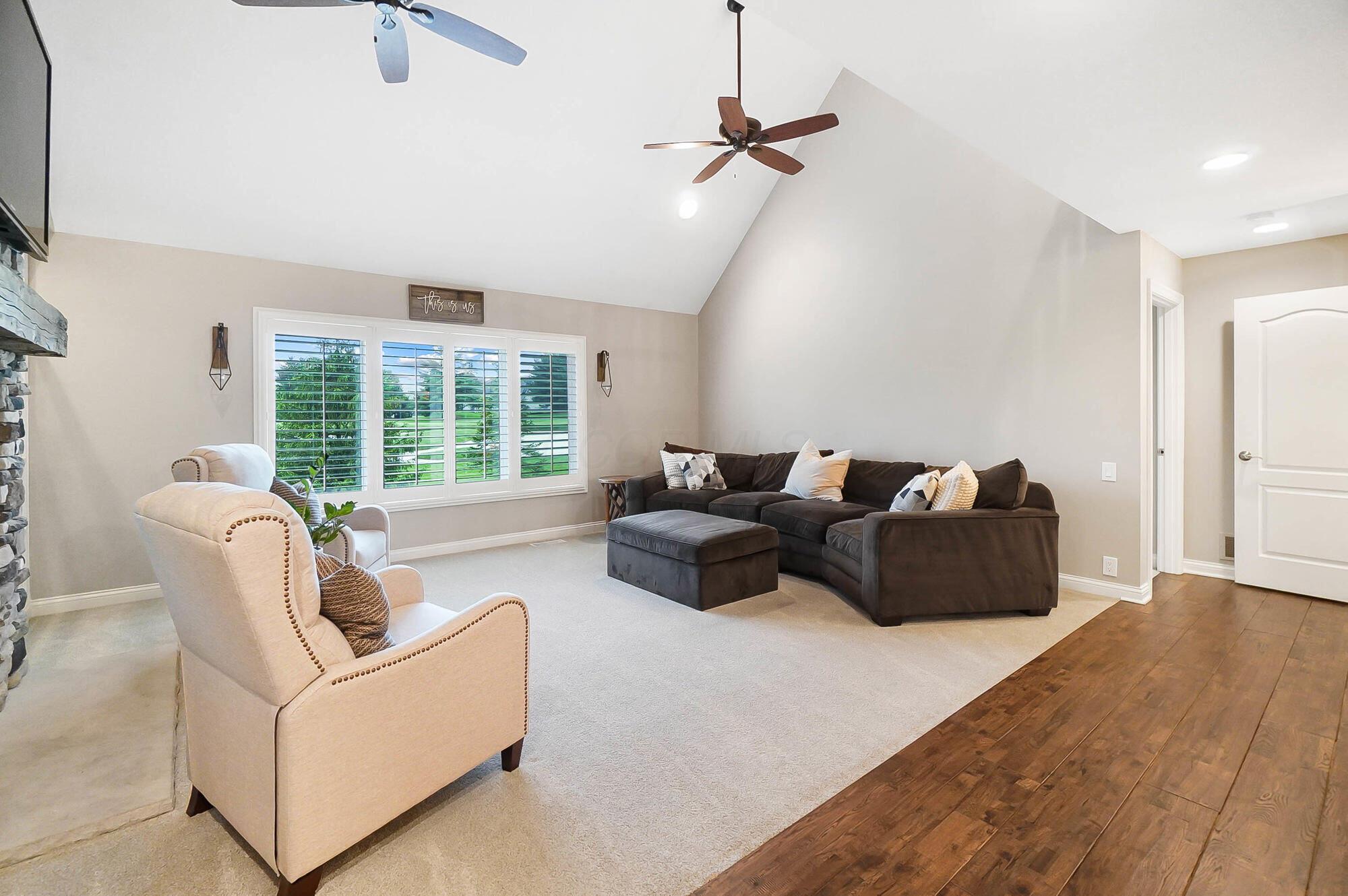 8397 Greenside Drive, Dublin, Ohio image 10