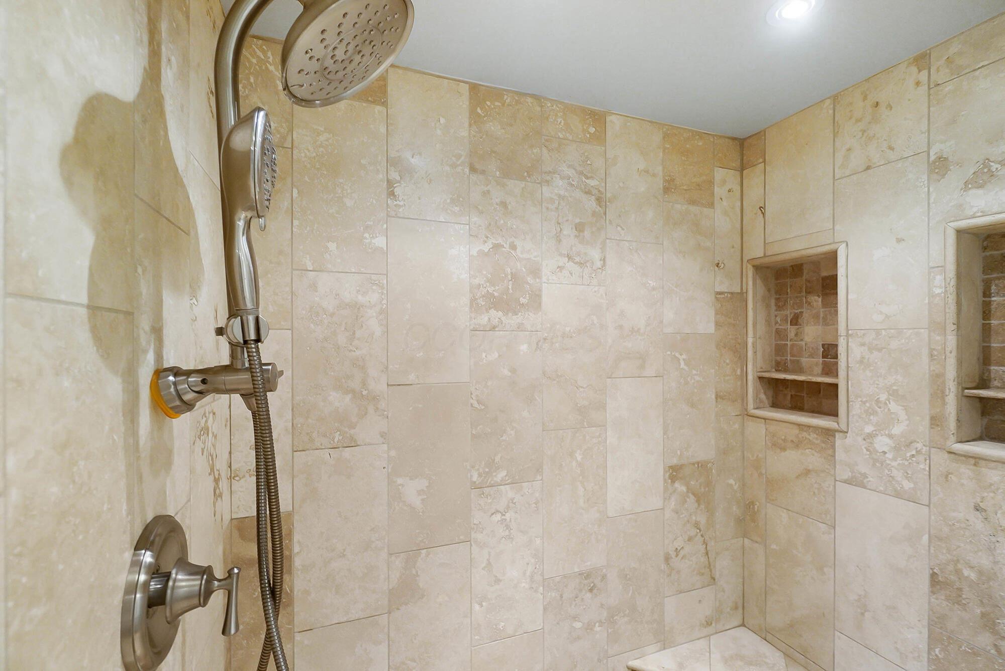 8397 Greenside Drive, Dublin, Ohio image 34