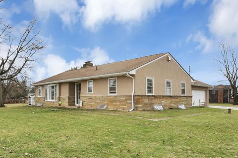 Photo of 535 Murnan Road, Galloway, OH 43119 (MLS # 226006763)