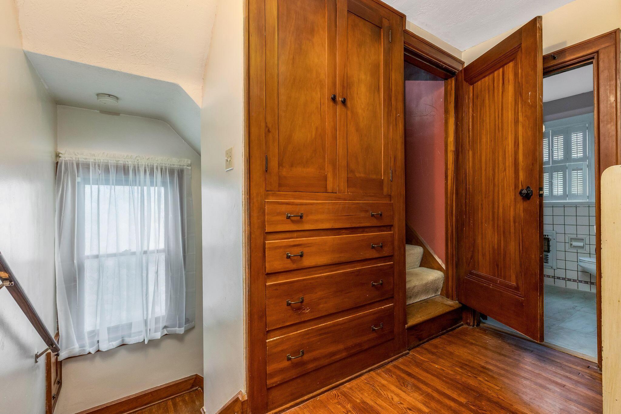 3789 Broadway, Grove City, Ohio image 31