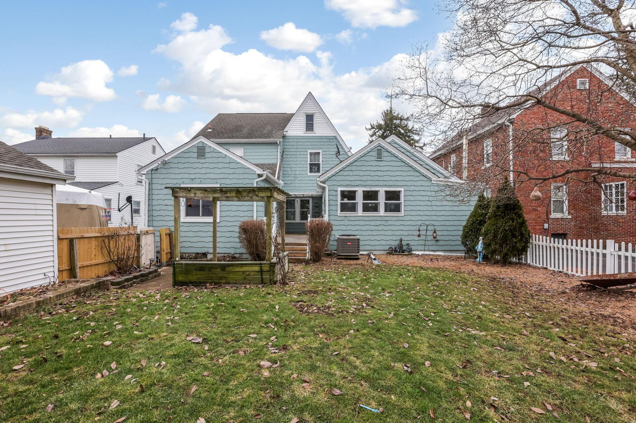 3789 Broadway, Grove City, Ohio image 44