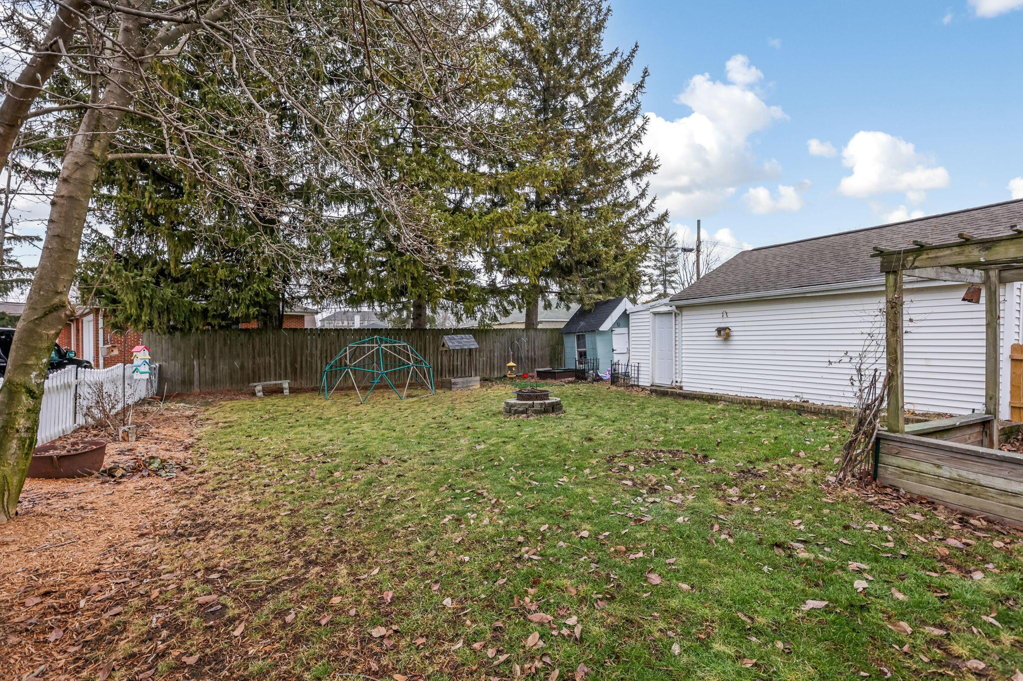 3789 Broadway, Grove City, Ohio image 47