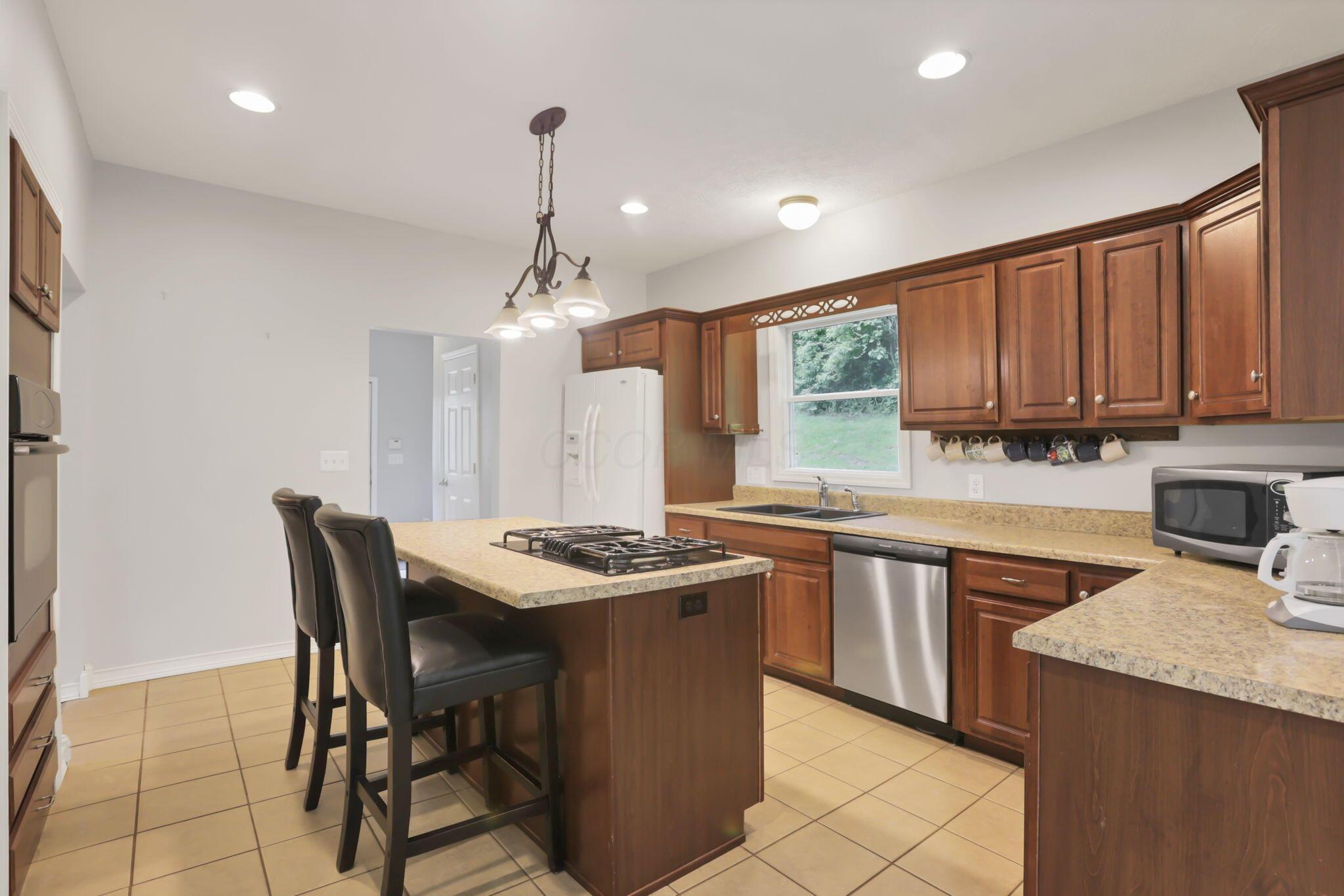 7485 Sugar Grove Road, Sugar Grove, Ohio image 21