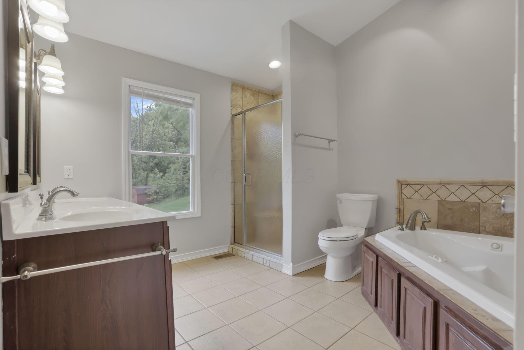 7485 Sugar Grove Road, Sugar Grove, Ohio image 37