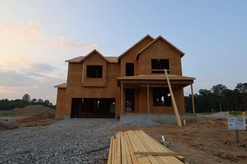 Photo of 542 Creekside Loop S, Pataskala, OH 43062 (MLS # 226029429)