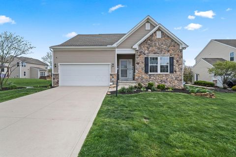Photo of 2010 Sugar Mill Drive, Pataskala, OH 43062 (MLS # 226012628)
