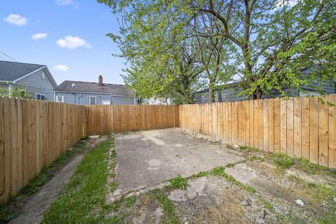 Tiny photo for 926 E 19th Avenue, Columbus, OH 43211 (MLS # 226014085)