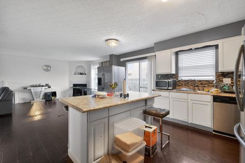 Tiny photo for 3291 Yozuri Drive, Columbus, OH 43232 (MLS # 225044455)