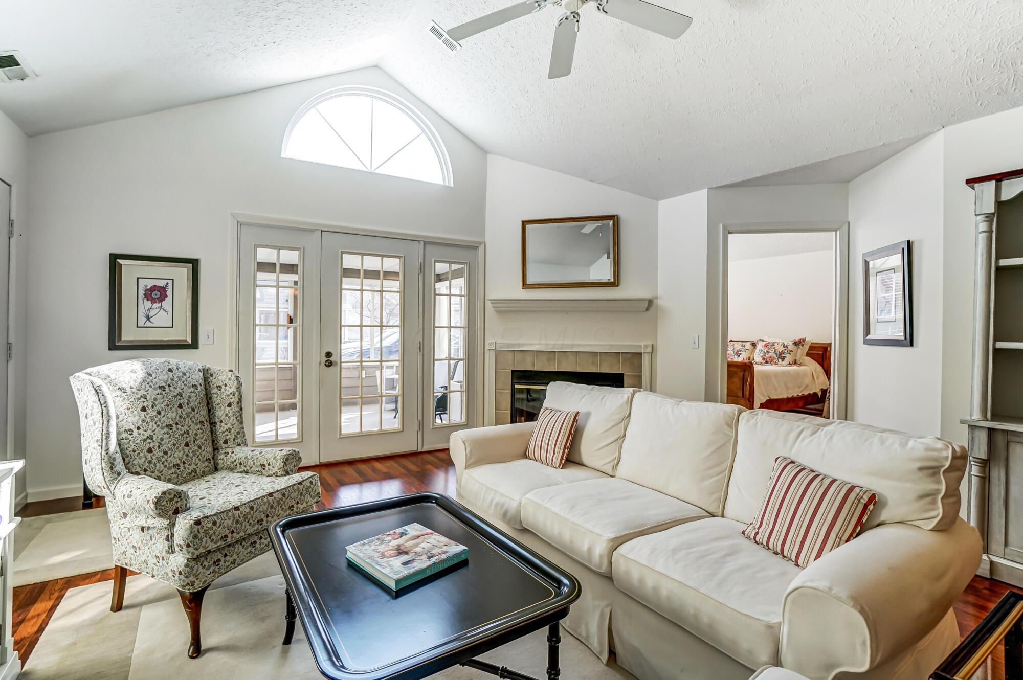 5638 Villa Gates Drive, Hilliard, Ohio image 12