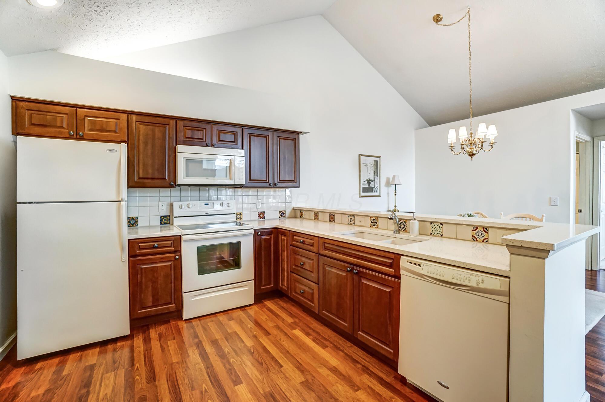 5638 Villa Gates Drive, Hilliard, Ohio image 20
