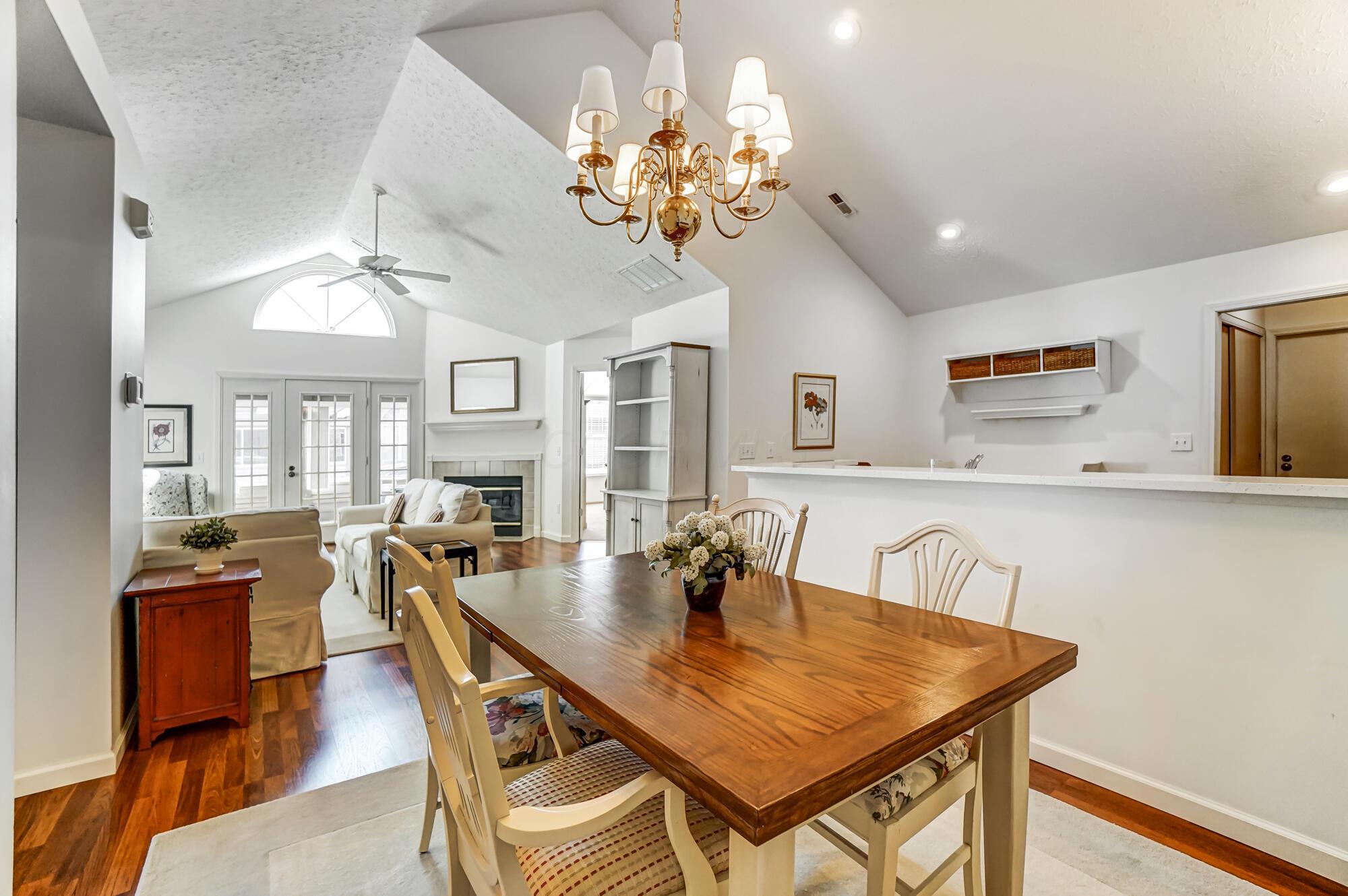 5638 Villa Gates Drive, Hilliard, Ohio image 17