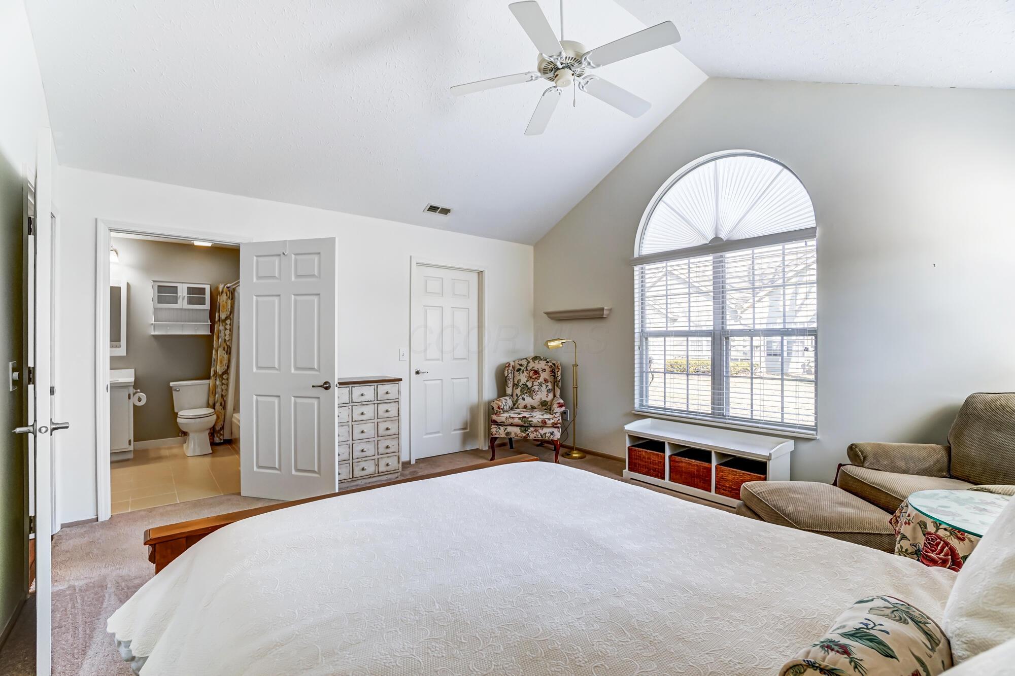 5638 Villa Gates Drive, Hilliard, Ohio image 29