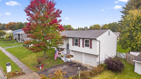 Photo of 4092 Jonquil Street, Columbus, OH 43224 (MLS # 226039606)