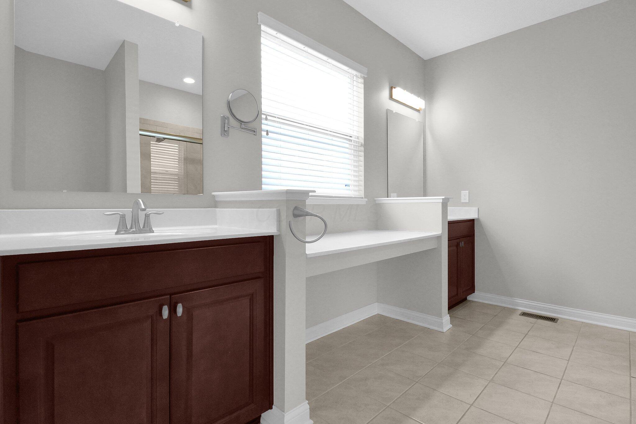 5951 Seldon Drive, Westerville, Ohio image 20