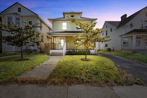 Photo of 1454 N Limestone Street, Springfield, OH 45503 (MLS # 226040025)