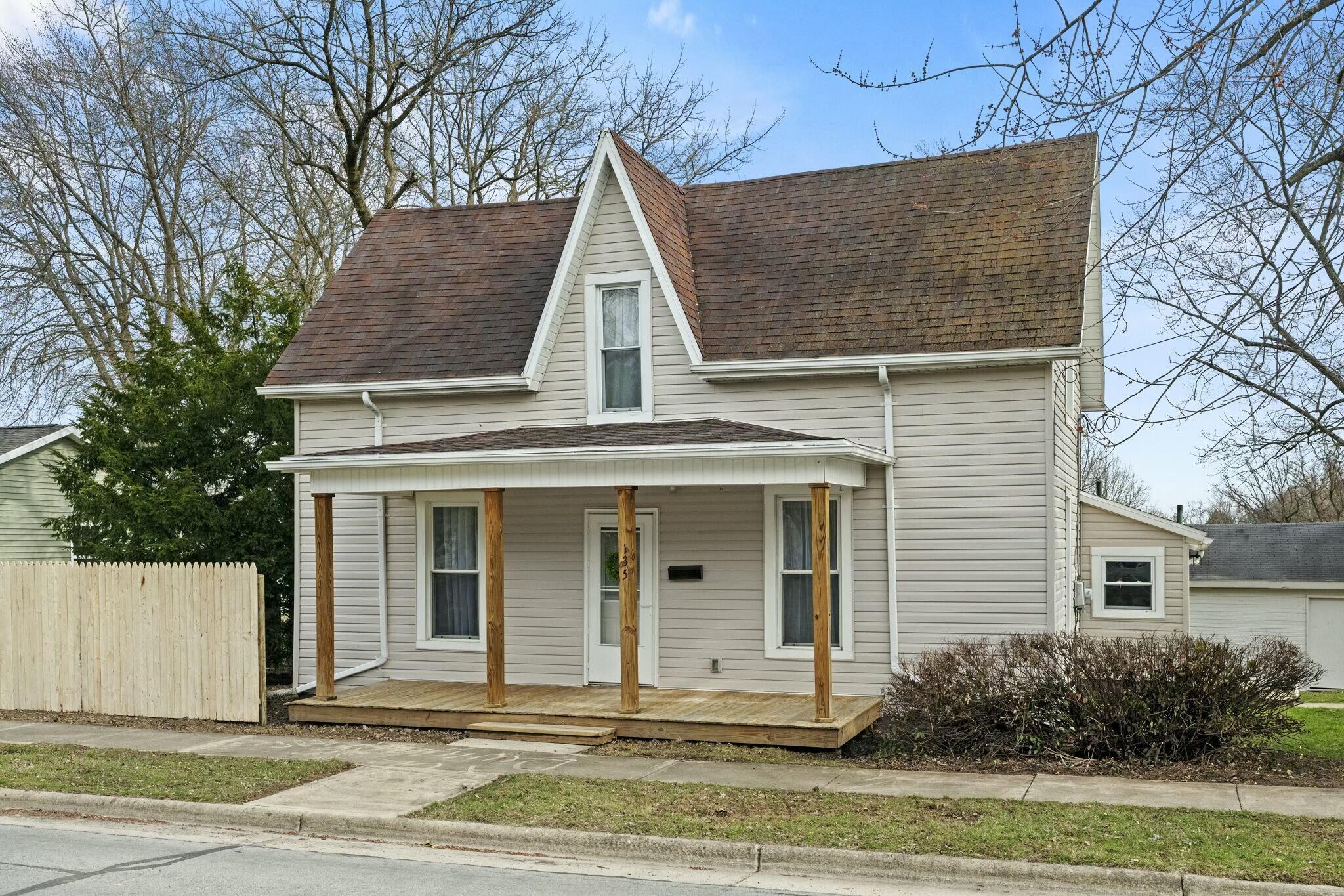135 E Race Street, Mechanicsburg, Ohio image 3