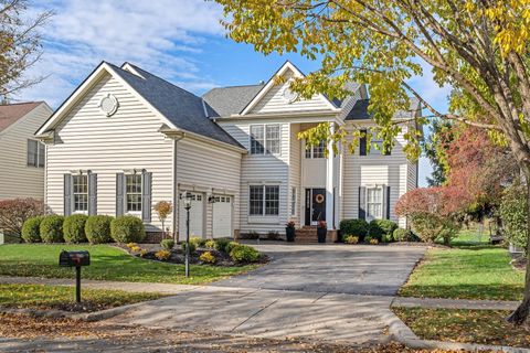 Tiny photo for 7061 Maynard Place, New Albany, OH 43054 (MLS # 225042080)