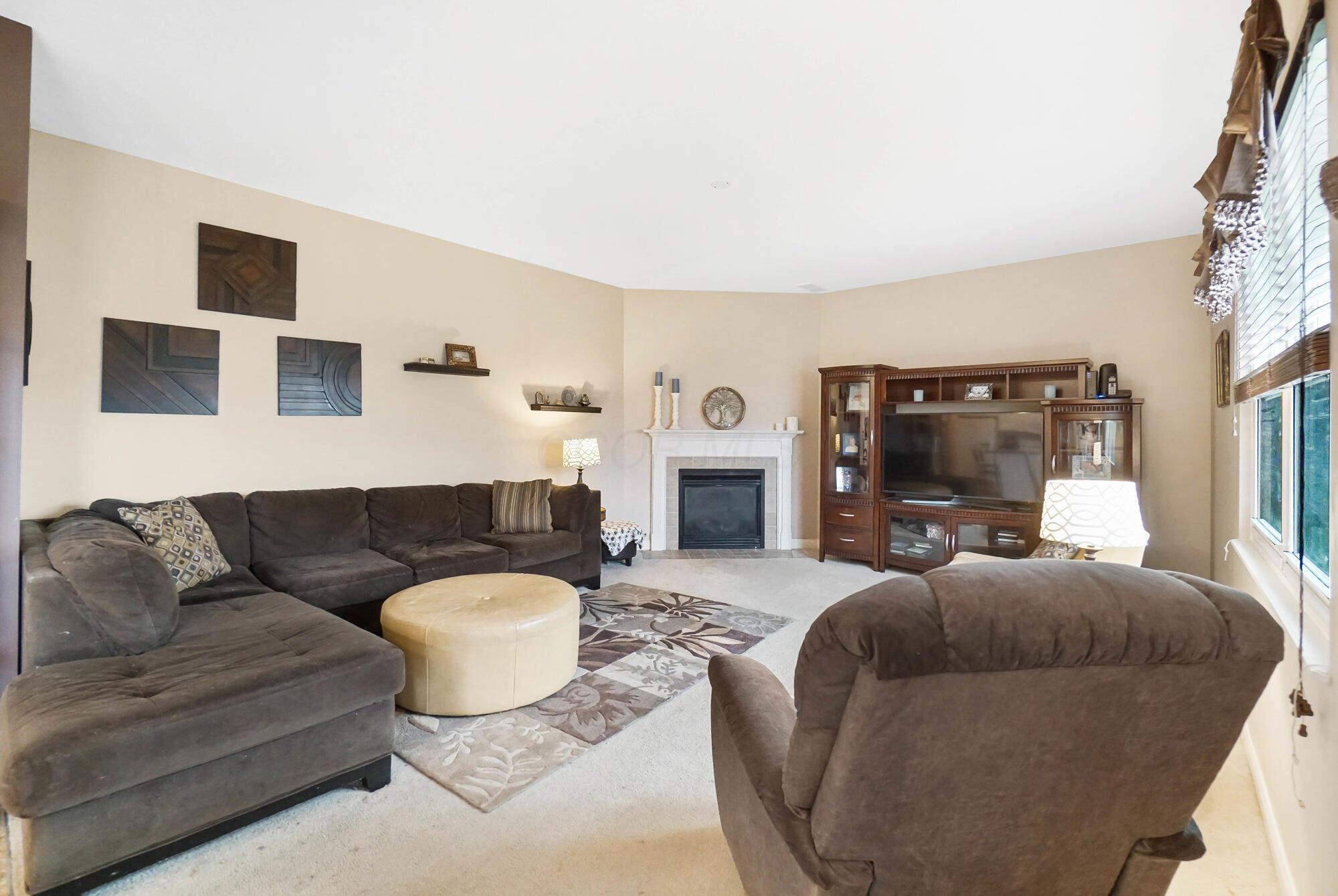 1173 Mcneil Drive, Blacklick, Ohio image 17