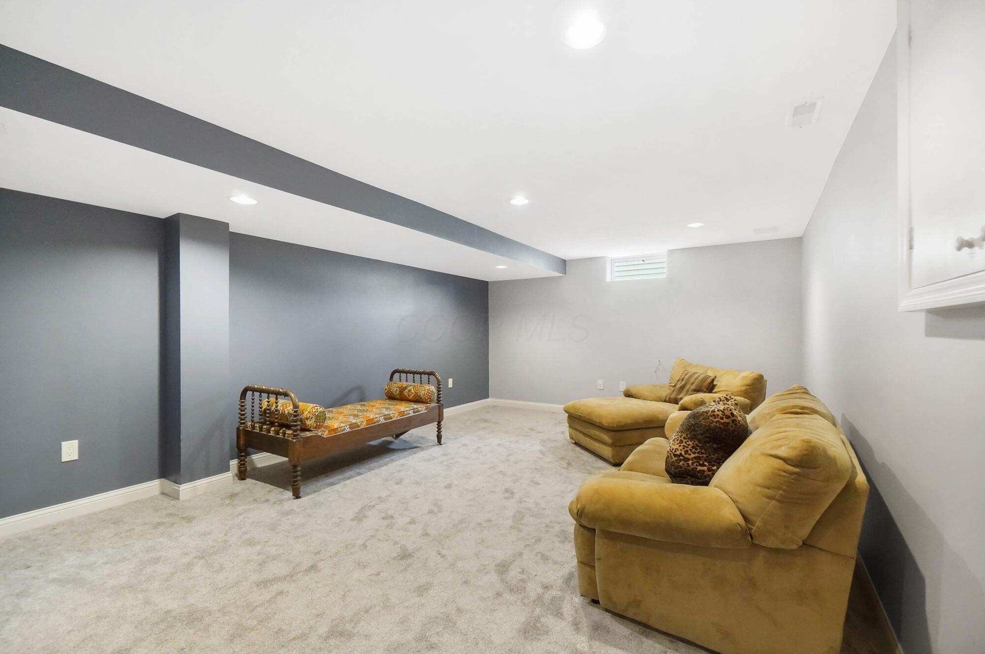 1173 Mcneil Drive, Blacklick, Ohio image 37