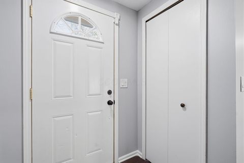 Tiny photo for 5109 Ranstead Court 9 #9, Columbus, OH 43220 (MLS # 226008127)