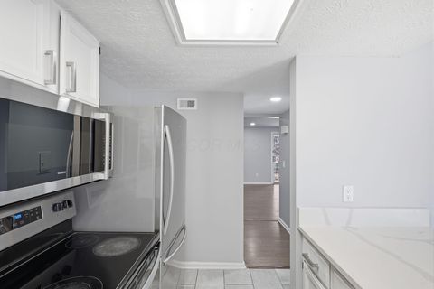 Tiny photo for 5109 Ranstead Court 9 #9, Columbus, OH 43220 (MLS # 226008127)