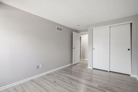 Tiny photo for 5109 Ranstead Court 9 #9, Columbus, OH 43220 (MLS # 226008127)