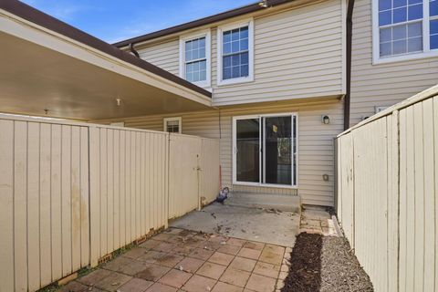 Tiny photo for 5109 Ranstead Court 9 #9, Columbus, OH 43220 (MLS # 226008127)