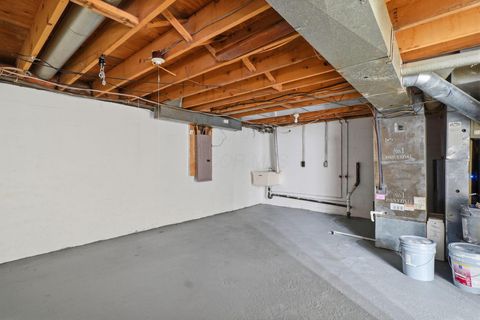 Tiny photo for 5109 Ranstead Court 9 #9, Columbus, OH 43220 (MLS # 226008127)