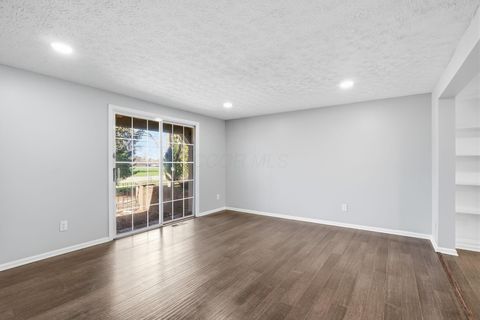 Tiny photo for 5109 Ranstead Court 9 #9, Columbus, OH 43220 (MLS # 226008127)